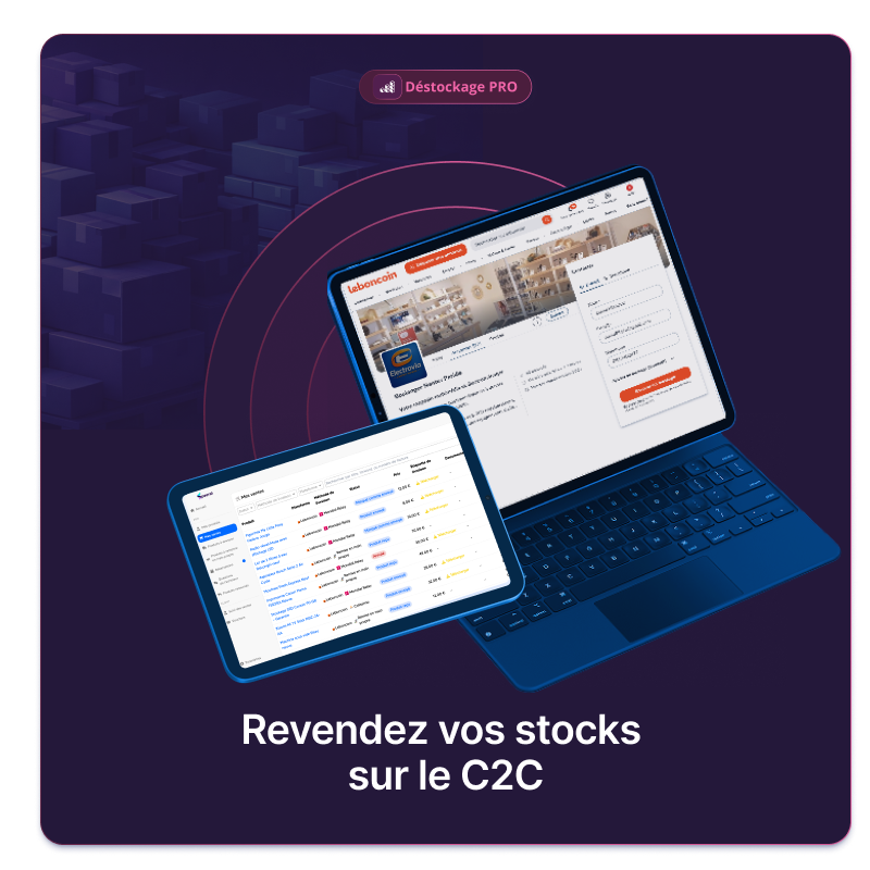 Réserve de magasin remplie de cartons d'invendus en attente de traitement